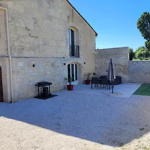  Hébergement de vacances Dans Mas Provencal